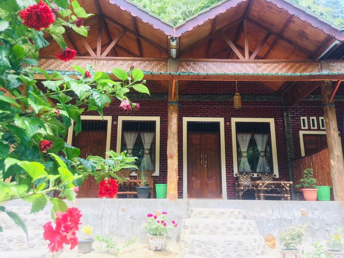 Sahnan Guest House Букит-Лаванг Экстерьер фото
